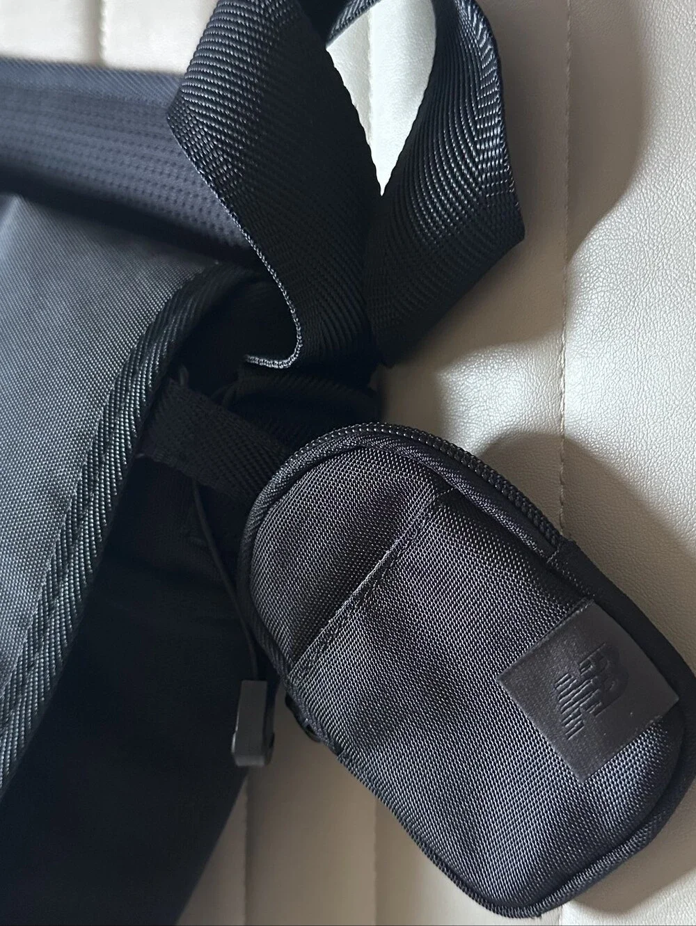 NEW BALANCE | Athletics Messenger Bag